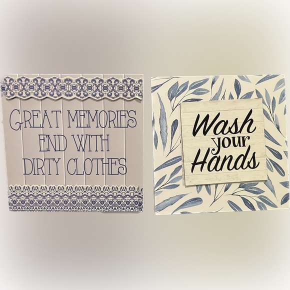 Laundry Room and Bathroom Plaques - Picture 1 of 3